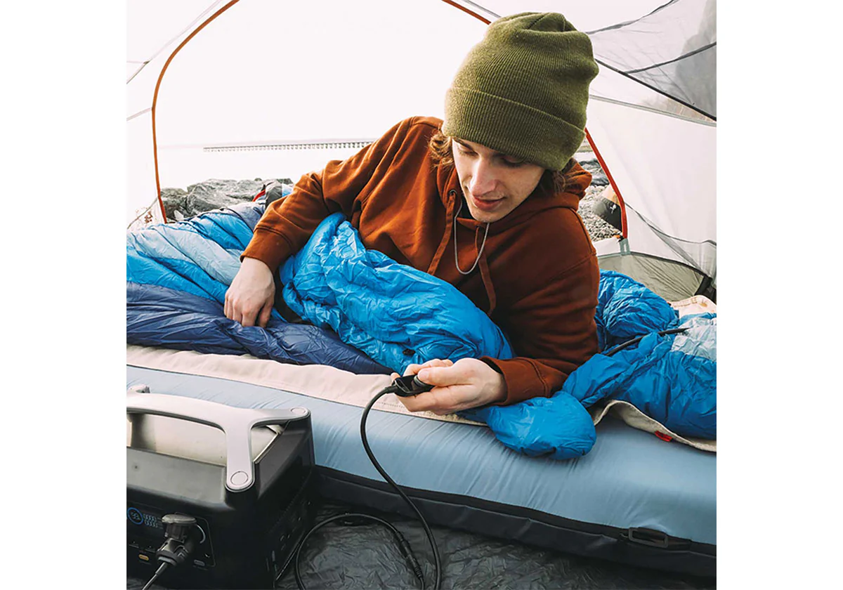 Flipside Heated Bed Cover - Image 7